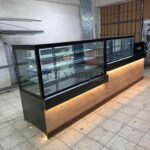 Pasta ve Çikolata Teşhir Dolabı Ahşap Desenli - Görsel 3