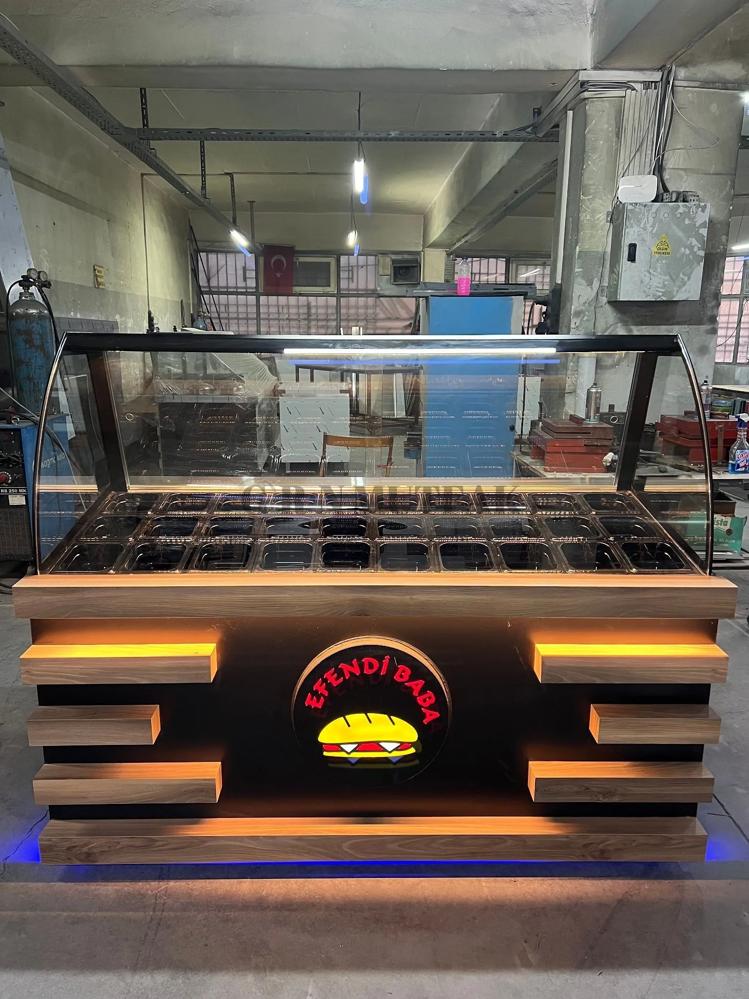 Soğuk Sandviç Tezgahı Salad Bar Lüks Mobilyalı - Görsel 1