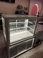 Pasta Dolabı Beyaz Su Yeşili Mobilya Desenli - Görsel 4